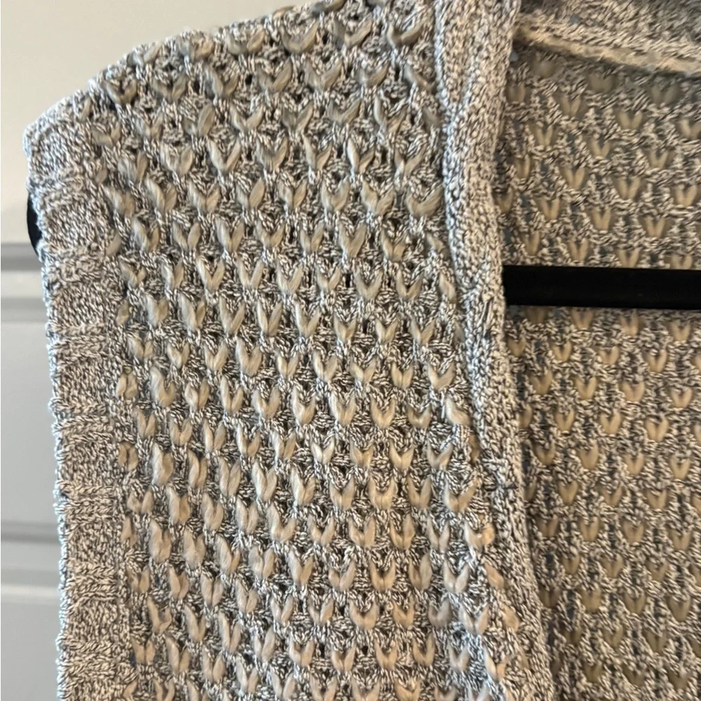 Simply Noelle Knit Equestrian Vest Marled Tan &Gray | Leather Toggle M